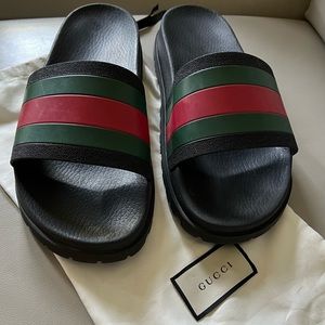 Men Gucci Slides size 44 (AUTHENTIC)